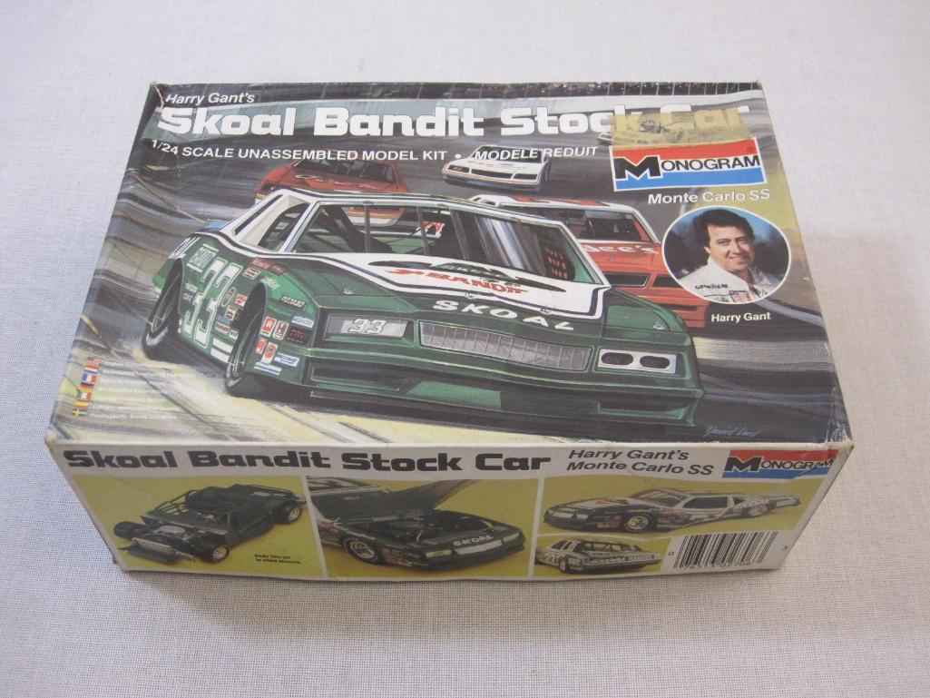 Monogram Harry Gant's Skoal Bandit Stock Car | Proxibid