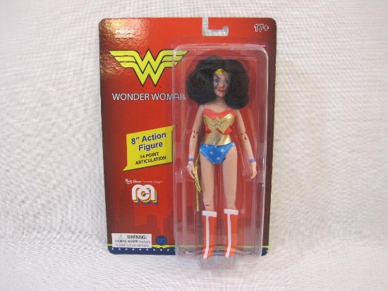 Mego Heroes Wonder Woman 8" Action Figure with 14 Point Articulation, sealed, 5 oz
