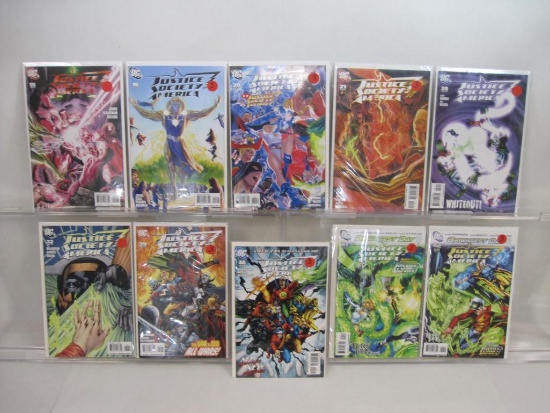 Ten Justice Society of America Comics includes Issues No. 15, 16, 18, 2008, No. 21, 28, 32, 2009,