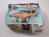 Monogram '71 Hemi Cuda 1/24 Scale Plastic Model Kit 2292, unassembled in original box, 9 oz