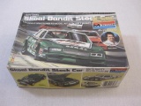 Monogram Harry Gant's Skoal Bandit Stock Car Monte Carlo SS 1/24 Scale Plastic Model Kit 2706,