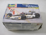 Revell Team Rahal's Shell Reynard Driver-Bryan Herta 1:25 Scale Plastic Model Kit 85-2327,