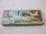 Monogram A-IE Skyraider 
