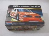 Monogram Cale Yarborough's Hardee's Oldsmobile Stock Car 1:24 Scale Plastic Model Kit 2754,