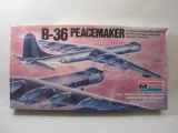 Monogram B-36 Peacemaker 1/72 Scale Plastic Model Kit 5703, 38 5/6