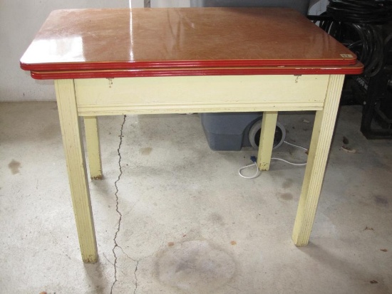 Vintage Enamel Top Table 24"x40", with Two 10" Leaves