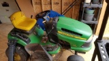 John Deere Lawn Tractor 115 Automatic, running condition and has a new battery