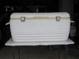 Heavy Duty Large Igloo Cooler with Drain and Latches