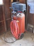 Craftsman 5.5HP 25 Gall Air Compressor With Wheels