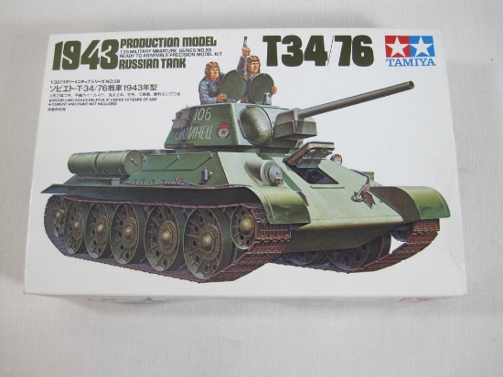 1943 T34/76 Production Model Russian Tank Model Kit 14oz
