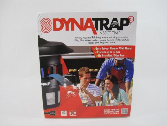 DynaTrap 1/2 Acre Insect Trap with Two Extra Bulbs, New in Box