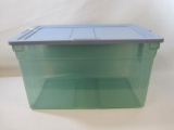 Rubbermaid Roughneck 16.5 Gallon Storage Bin Tote with Lid