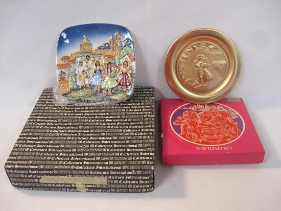 Two Christmas Plates includes Navidad 1971, Christmas in Mexico, 2lbs 13oz