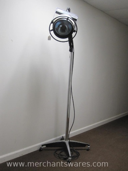 Steris Amsco Examiner 10 Examination Rolling Floor Lamp with 5 foot Clinical Engineering Wheeled