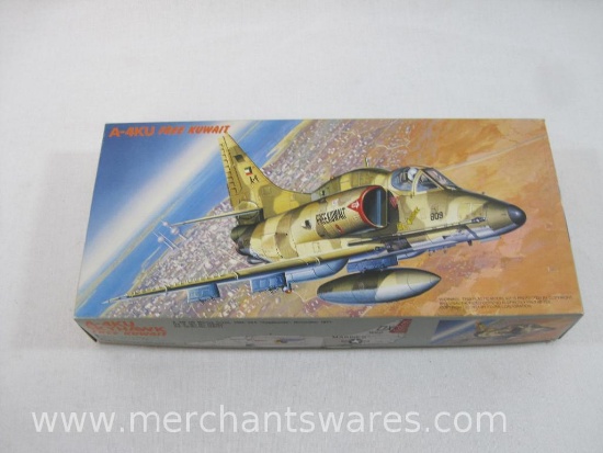 Fujimi 1059 A-4KU Free Kuwait 1:72 Scale Aircraft Model Kit 35108, 1991 by Fujimi Corporation, 7 oz