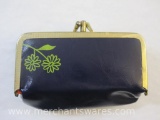 Vintage Hong Kong Kiss Lock Coin Purse with Sewing Kit, see pictures, 4 oz