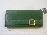 New Maxx New York Green Pebble Leather Wallet, NWT, 9 oz