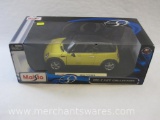 Maisto Mini Cooper 1:18 Scale Die-Cast Car in original box, 1 lb 13 oz