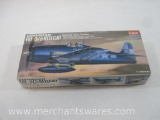 Academy Grumman F6F-3/5 Hellcat WWII Navy Fighter Model Kit 2121, 1:72 Scale, 1992 Academy Plastic