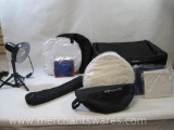 Reisenthal Handled Bag of Lighting Supplies, Folding Light Stand with Bulb, Light Diffusers and More