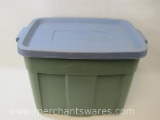 Rubbermaid Roughneck 18 Gallon Storage Container with Lid