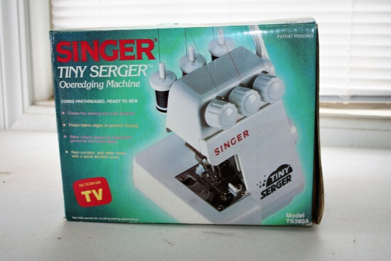 Singer Tiny Serger