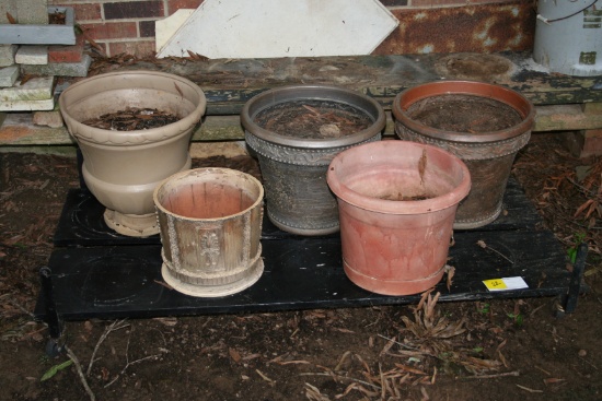 Rolling Plant Stand with Pots