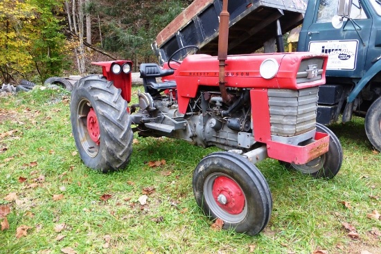 1969 Massey Ferguson 165 gas tractor, RUNS