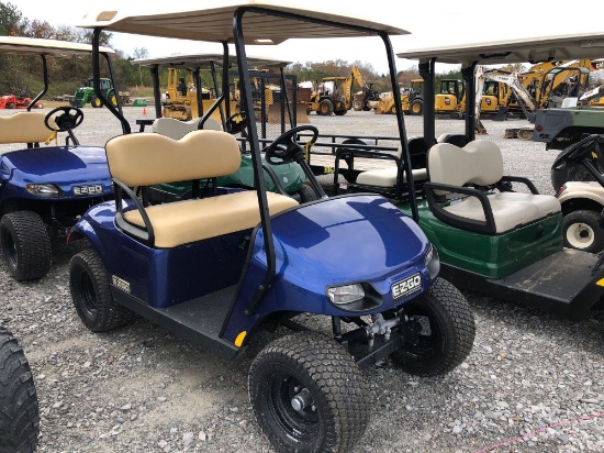 NEW/UNUSED EZ-GO VALOR GAS POWERED GOLF CART. KAWASAKI GAS ENGINE. CANOPY TOP, FRONT AND REAR