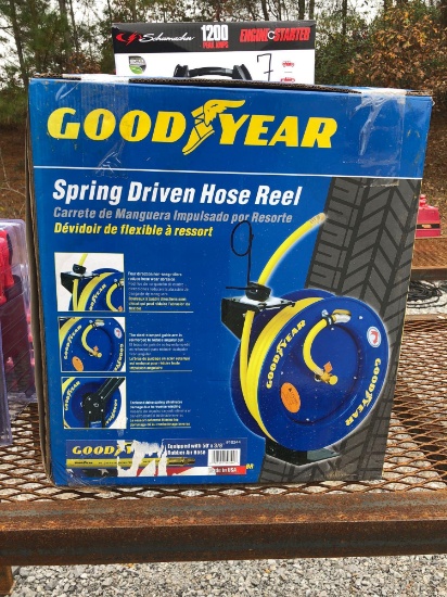 NEW GOODYEAR SPRING DRIVEN HOSE REEL WITH 50?X3/8 RUBBER AIR HOSE