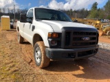 2010 FORD F-250 XL SUPER DUTY TRUCK. VIN 1FTNF21569EB28706. 4X4. AUTO TRANSMISSION, GAS ENGINE. LWB.