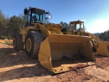 1996 CAT 960F RUBBER TIRE LOADER, ENCLOSED CAB, HEAT, A/C, 11,979 HOURS, PAYLOAD MEASURE SYSTEM. S/N