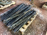 PALLET OF ELECTRIC FENCE POST