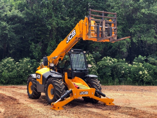 2014 JCB 535-140 HI VIZ TELEHANDLER, ENCLOSED CAB, HEAT, A/C, CRAB STEER, AUX HYDRAULICS, FRONT