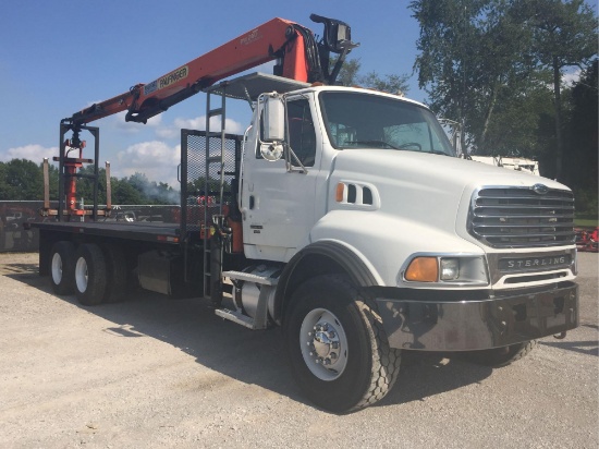 2005 STERLING LT9500 CRANE TRUCK