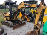 CAT 303CR MINI EXCAVATOR, OROPS, PUSH BLADE, RUBBER TRACKS, AUX HYDRAULICS, 24