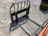 SKID STEER PALLET FORKS