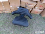 FORD/MF TRACTOR SEAT