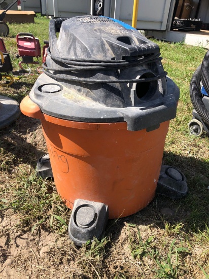 SHOP VAC