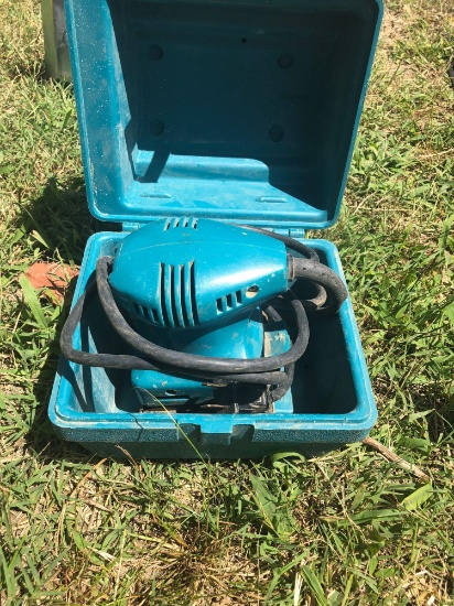 MAKITA SANDER
