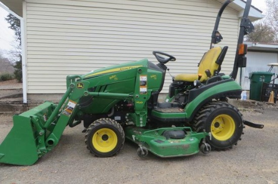 John Deere 1025R