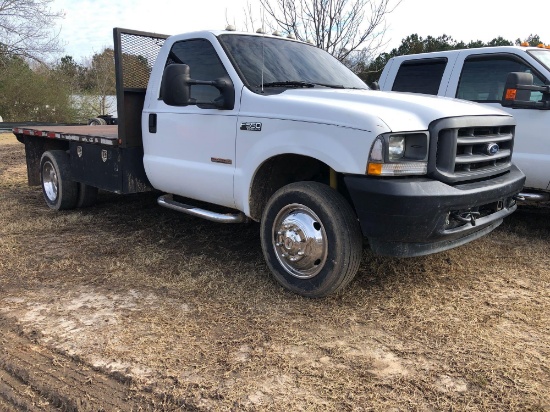 2004 FORD F-550 XL SUPER DUTY