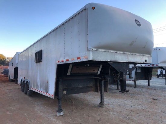 2003 WELLS CARGO ENCLOSED TRAILER