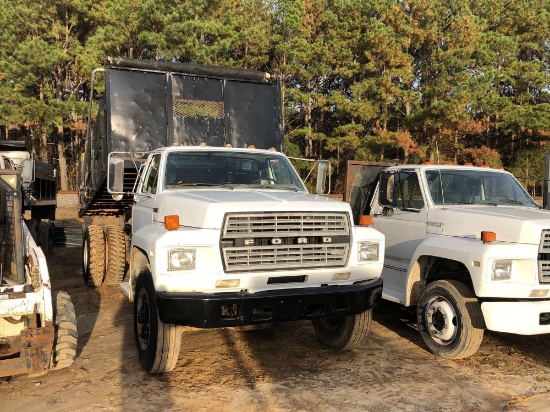 1987 FORD F700 SINGLE AXLE DUMP