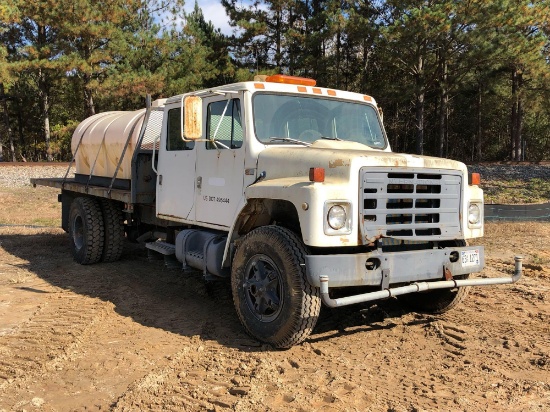 1984 INTERNATIONAL S1700 FLAT BED TRUCK