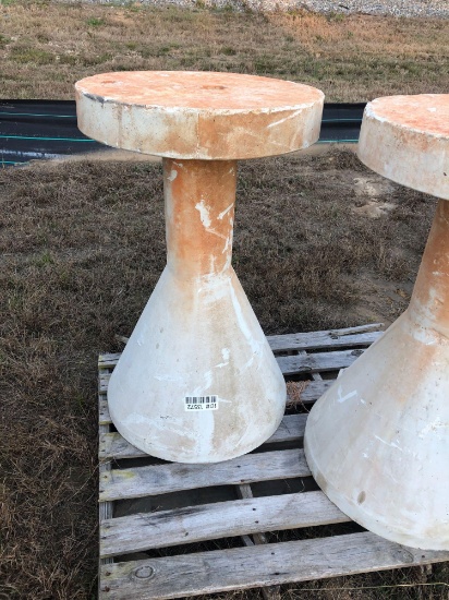 WATER PEDESTAL