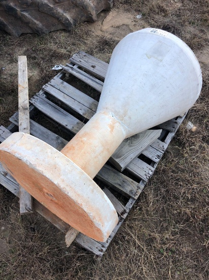WATER PEDESTAL