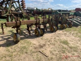 JOHN DEERE 4 ROW CULTIVATOR