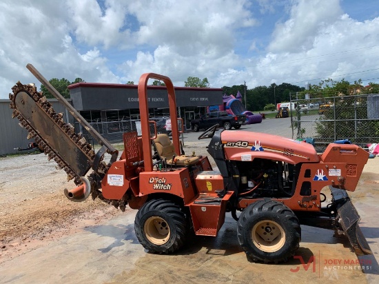 2007 DITCH WITCH RT40 TRENCHER