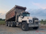 1997 MACK RD690S TRI-AXLE DUMP TRUCK